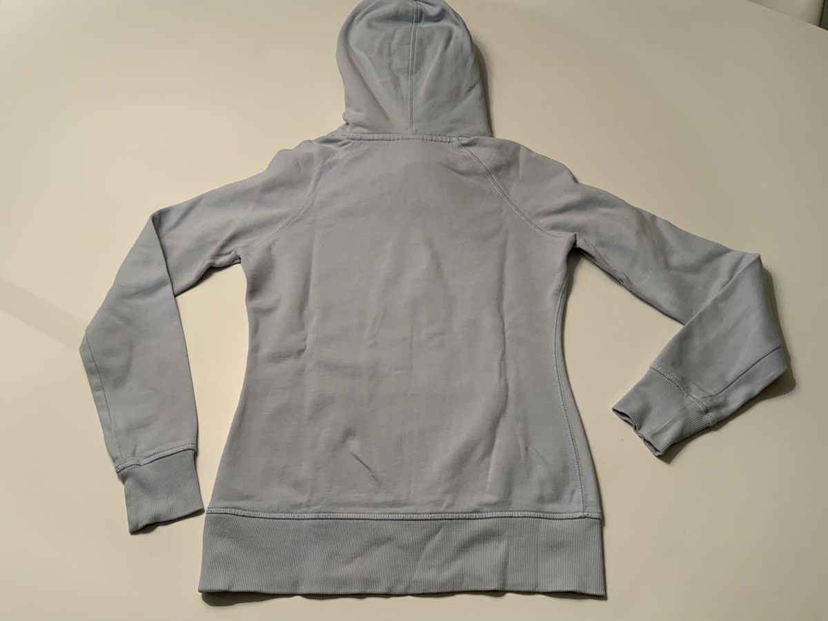 H&M Maglioni & Felpe: Kapuzenpullover, H&M, EUR XS – Usato da Stäfa venduto da sylla73 4