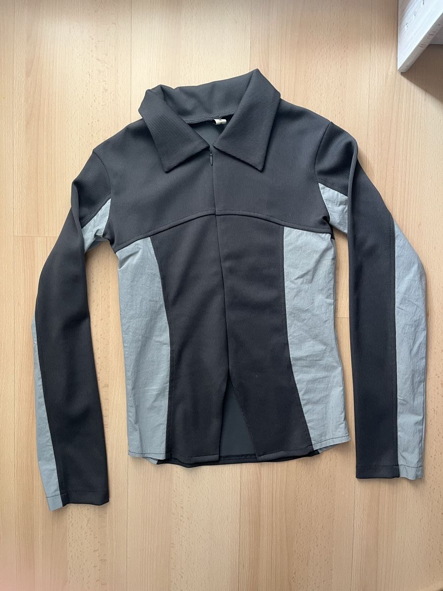Maglioni & Felpe: Raw Row Top mit Schal – Usato da Basel venduto da jaa_g99v