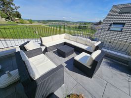 Rattan-Gartenlounge / Loungeset mit Kissen neuwertig