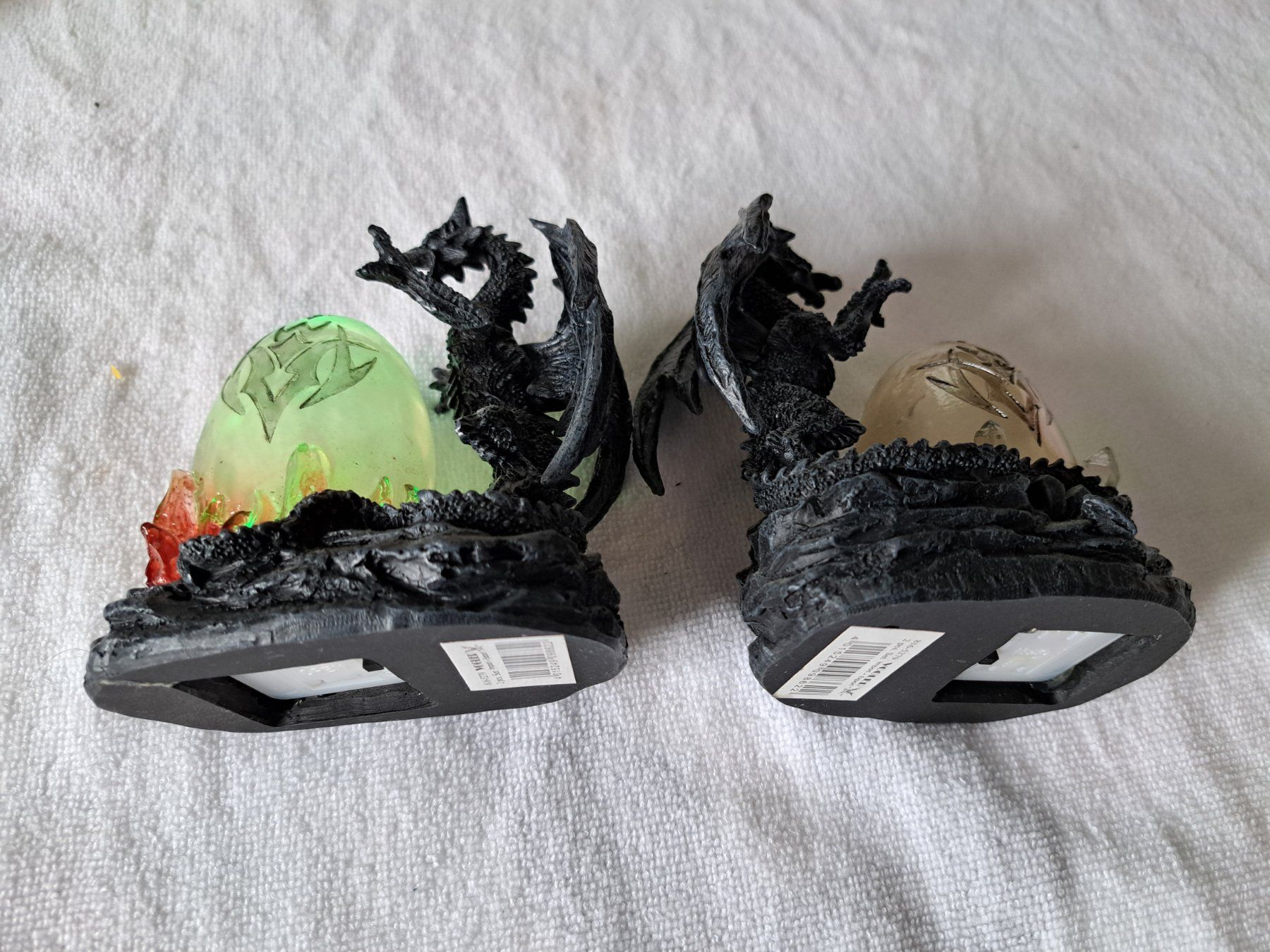 Statuette: 2 Drachen Figuren mit Ei, Farbwechselnd – Usato da Uitikon Waldegg venduto da Smeragol 2