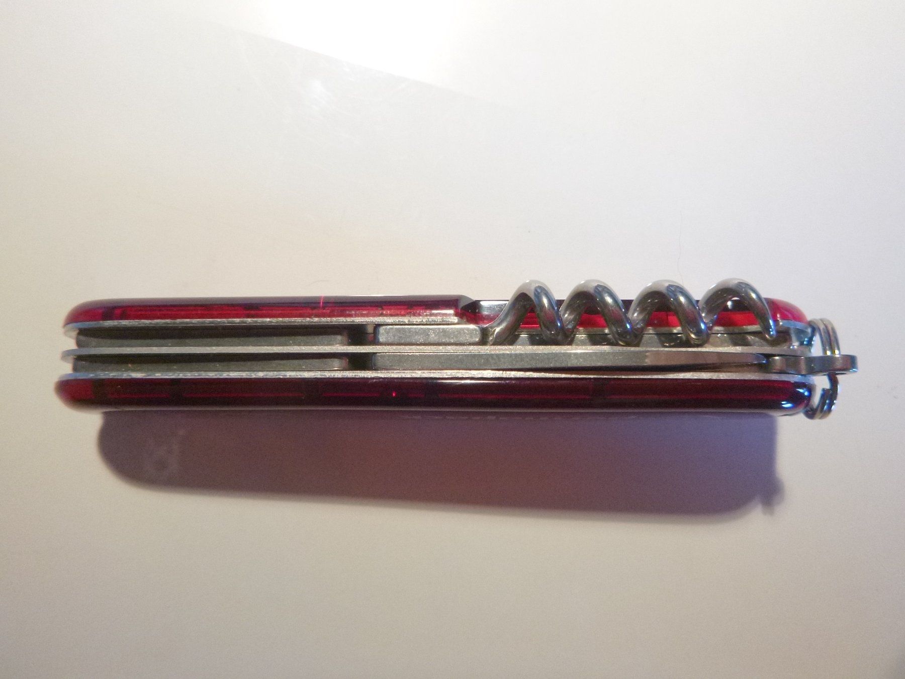 Victorinox Coltelli tascabile: Victorinox-Taschenmesser mit transparenten Griffschalen – Usato da Freudwil venduto da Traktor57 3