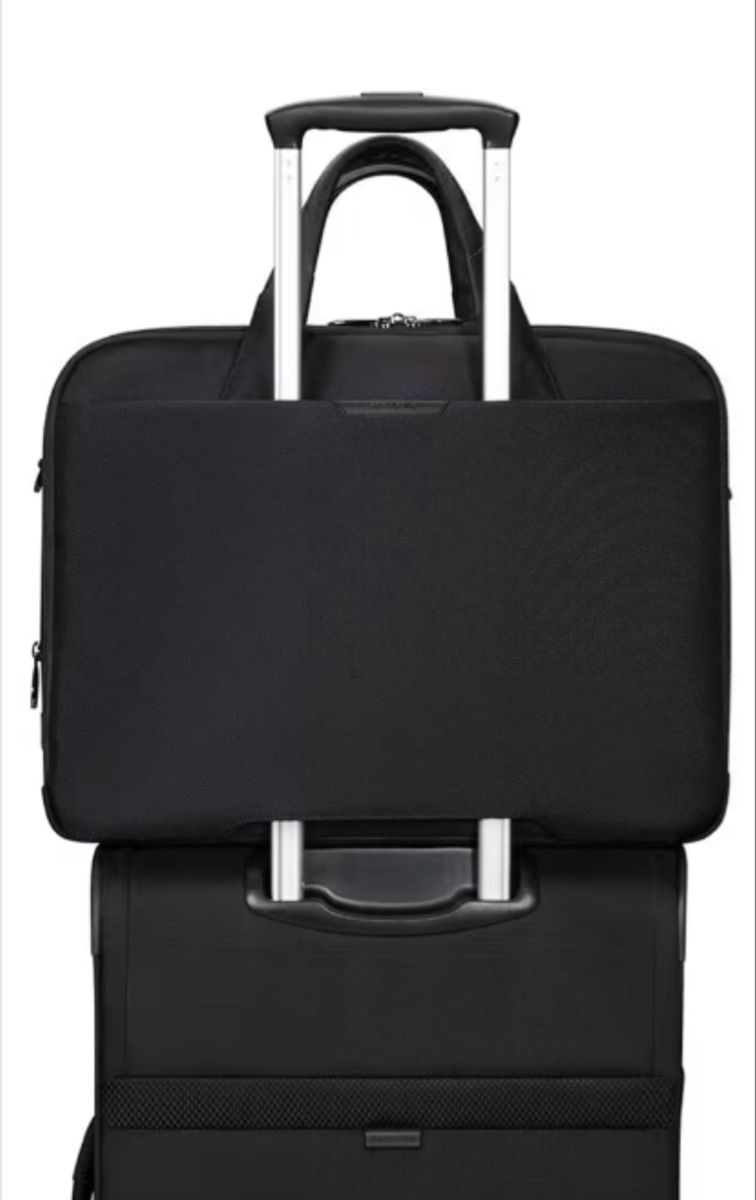 Samsonite Borse: Samsonite Laptoptasche, neuwertig, Top Zustand! – Usato da Bellinzona venduto da LuganoBoutique 3