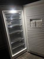 Neuwertiger Gefrierschrank aus BOSCH