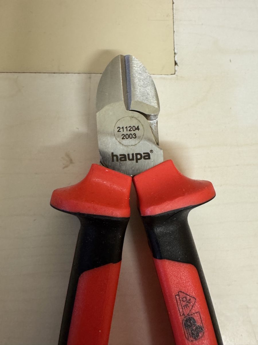 Knipex Tous les outils: Div zangen knipex – D'occasion à Zürich par papaplatte 1