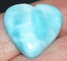 Cabochon L-9394 – Larimar Herz 19,5x20mm 17,60 Karat