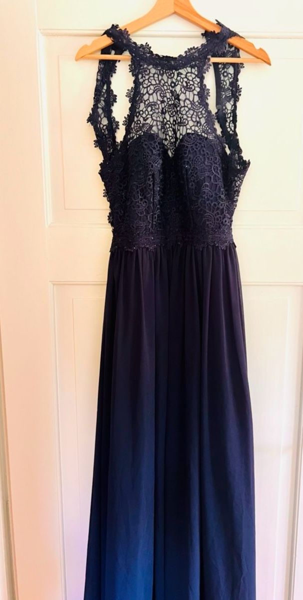 Vestiti: Langes rückenfreies Abendkleid – Nuovo (secondo la descrizione) da Pieterlen venduto da l.pro6