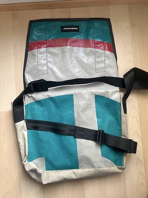 Freitag Sacs: Sehr grosse Freitag-Tasche Original – D'occasion à Elsau par azimmermann2 2