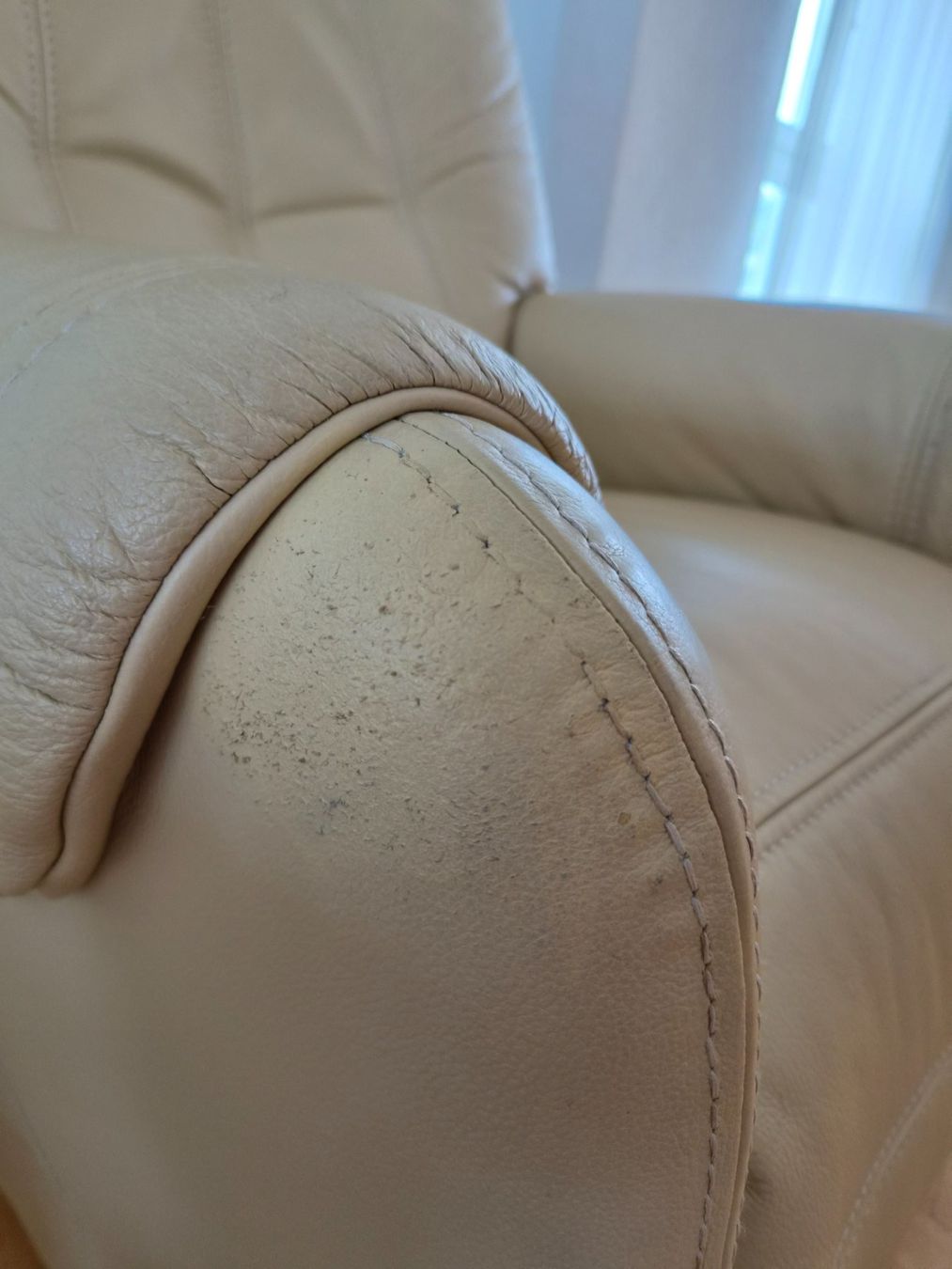 Sessel: Ledersessel beige mit Relaxfunktion Mönsted – Gebraucht aus Kloten von soat 6