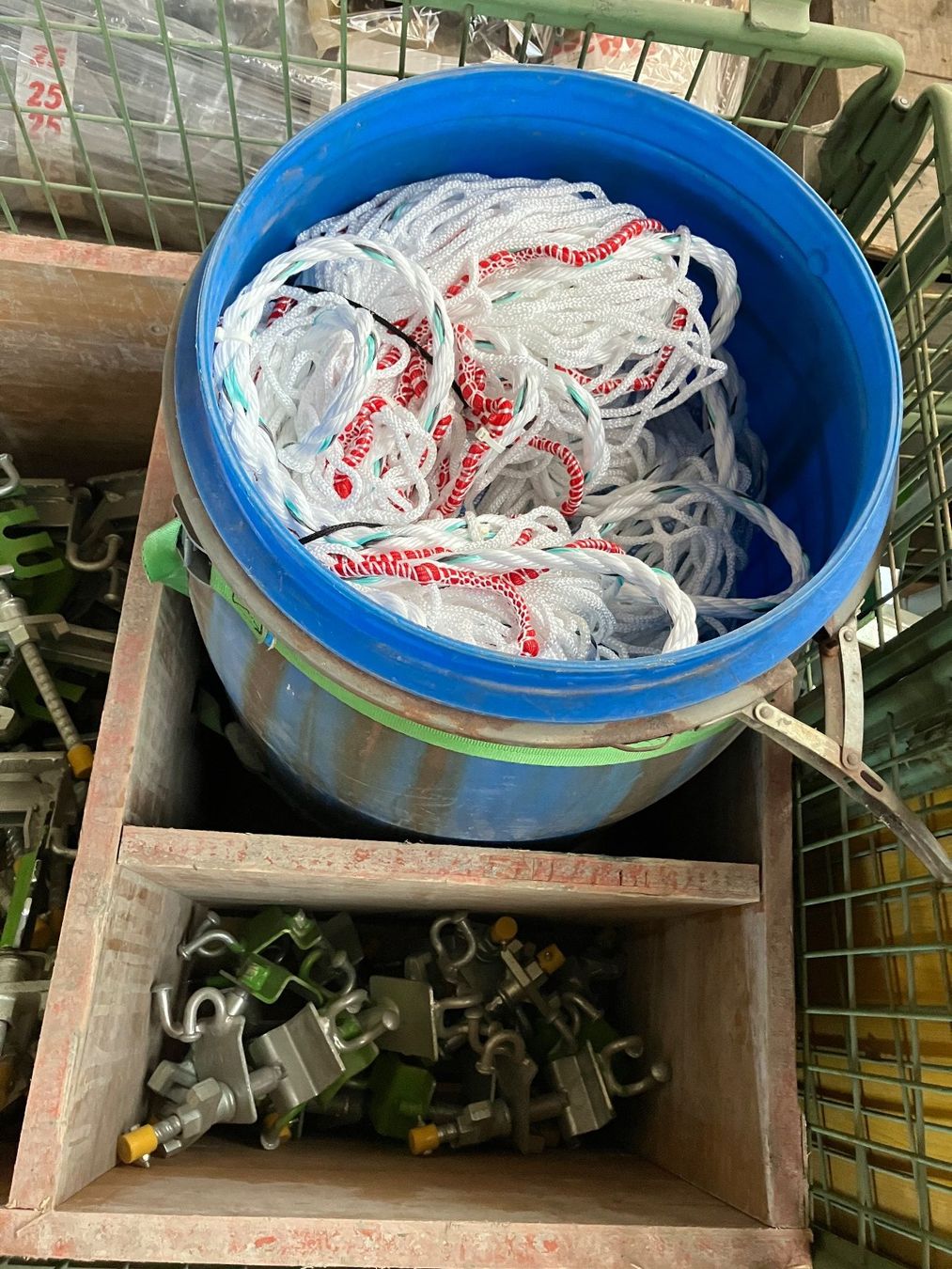 Ponteggi: Absturzsicherung Deckenschalung, MBT Spider Net – Nuovo e nell'imballaggio originale da Buchs SG venduto da inf_ync6 1