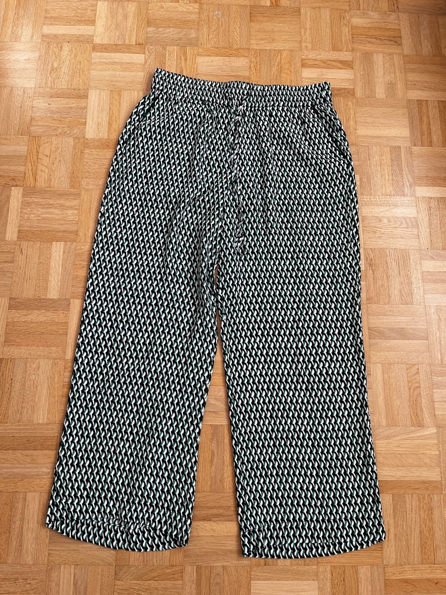 Tommy Hilfiger Hosen: Tommy Hilfiger Hose Muster Gr. 40 – Gebraucht aus Zürich von Kleanthy 5