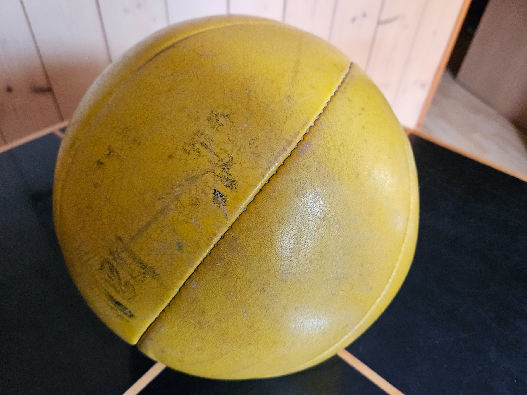 Ballons: Medizinball Leder, Vintage – D'occasion à Rüti ZH par Moli8 1