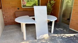 Runder-ovaler Designer Gartentisch in elegantem Weiss