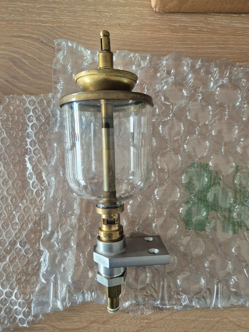Accessori Trattori &Veicoli agricoli: Tropföler Messing mit Naturglas – Usato da Lütisburg venduto da urbsus 2