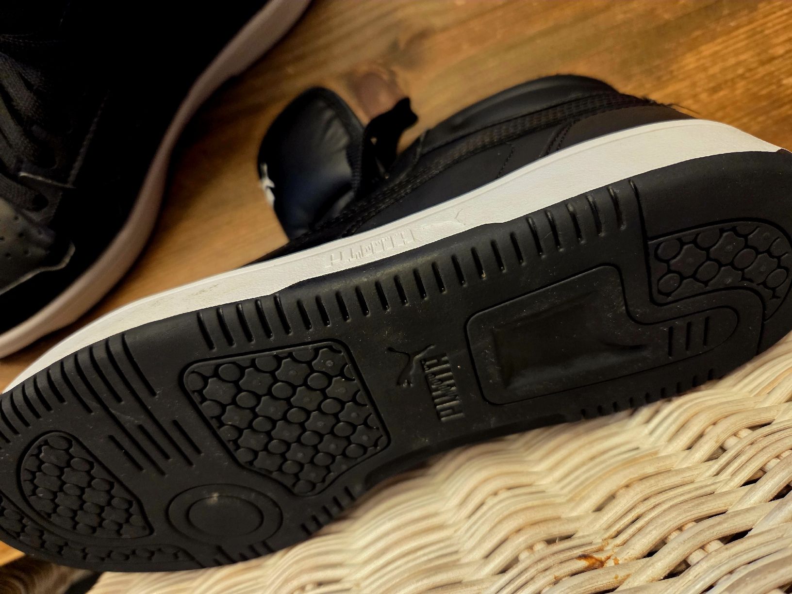 Puma Scarpe per ragazzi: PUMA Winterschuh Set gr. 39 – Usato da Büttikon AG venduto da bluehim74 4