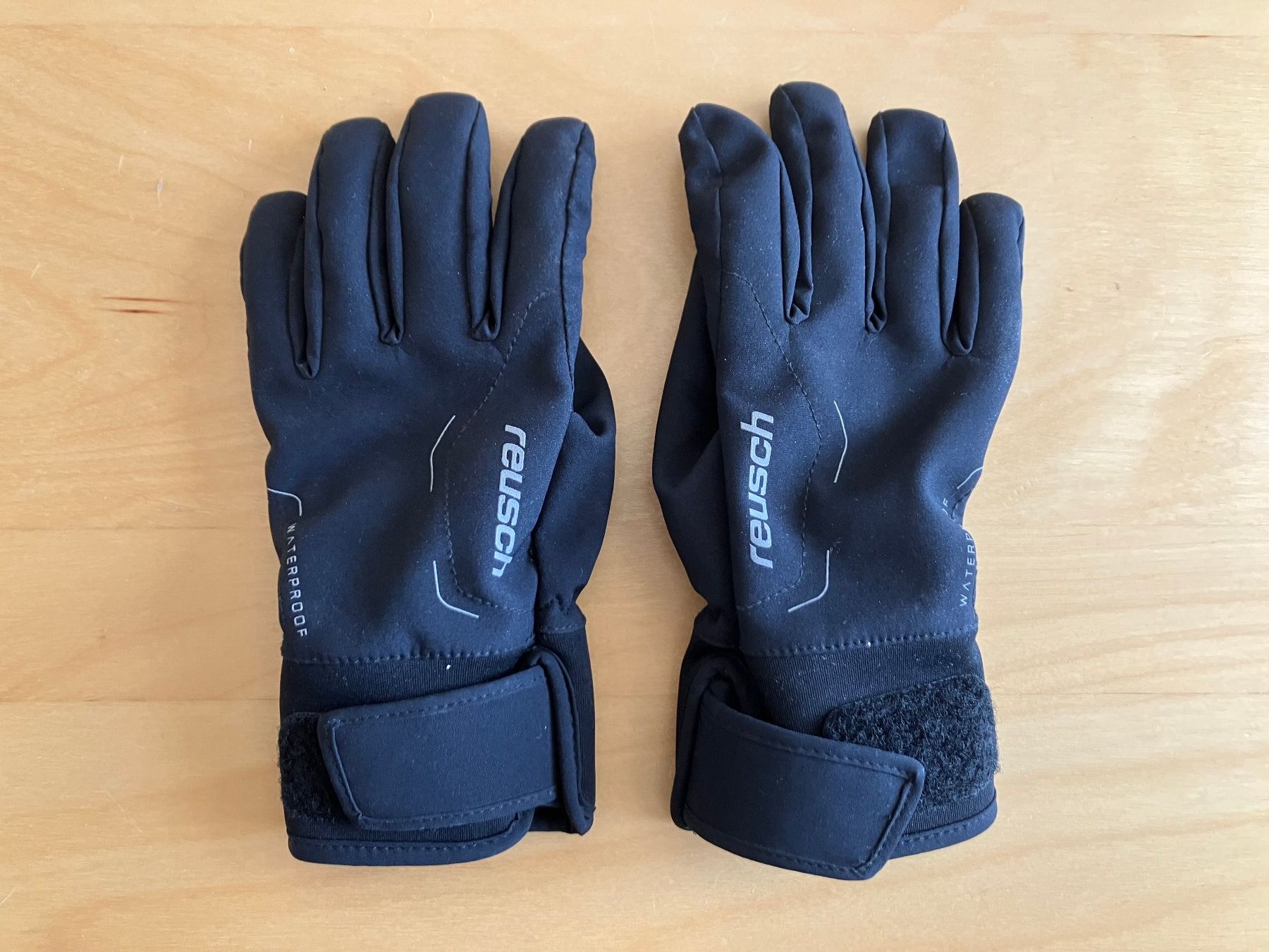 Reusch Kinderhandschuhe: Reusch Diver R-Tex Xt Jr Size 5 – Gebraucht aus Bonstetten von __sunshine__