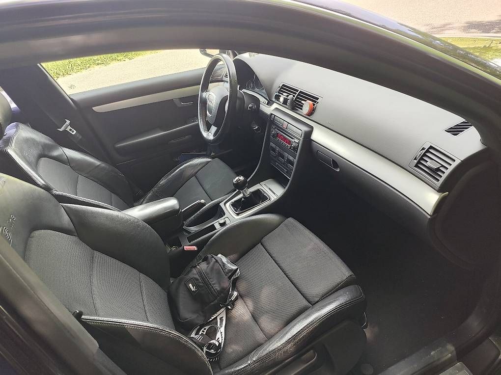 Automobili: Audi A4 2.0TDI S-line – Usato da La Chaux-de-Fonds venduto da ZX-7R_17 3