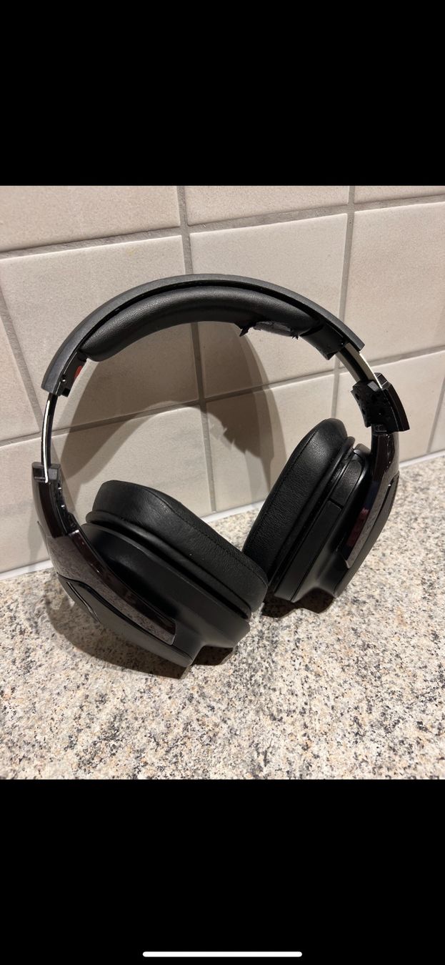 Logitech Cuffie: Gaming Headset Logitech G635 – Usato da Steckborn venduto da bra_f7jy 1