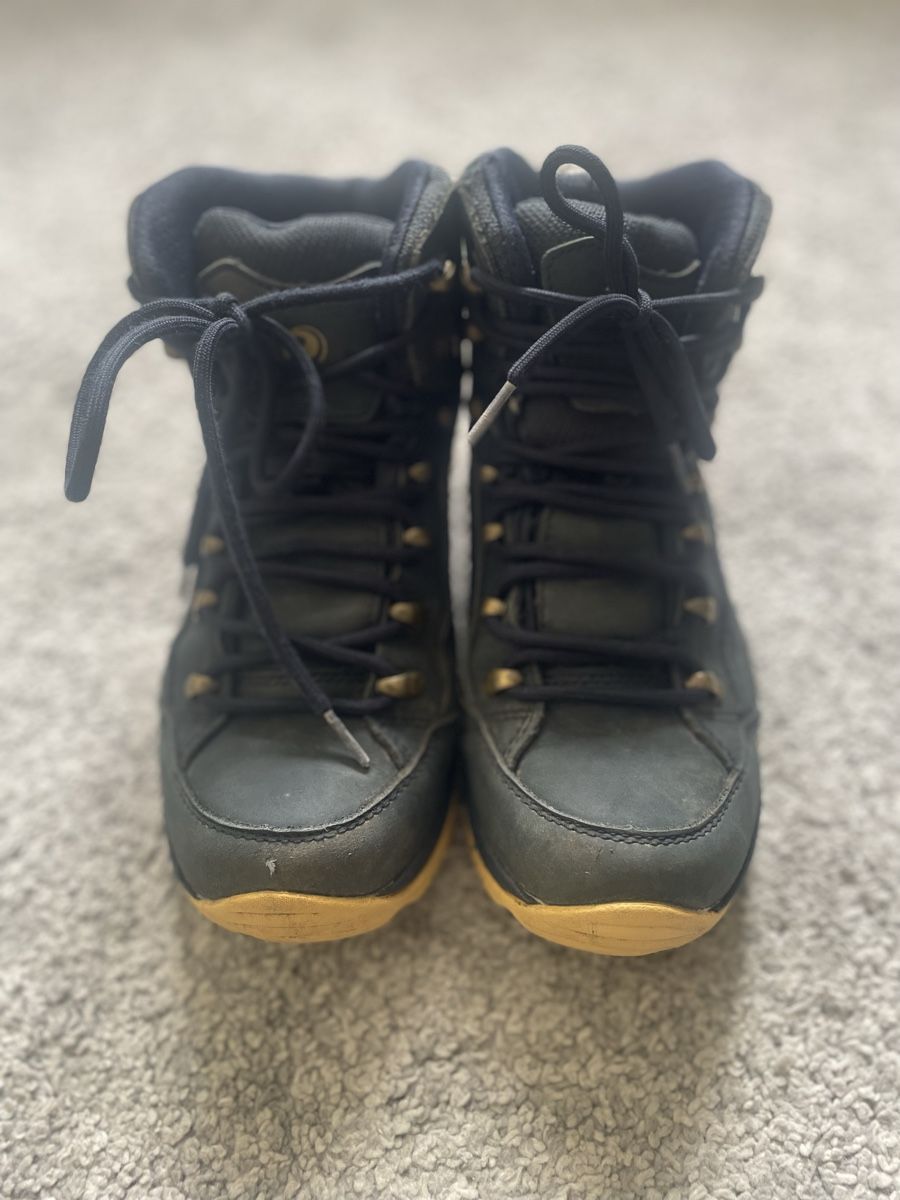 Sherpa Scarpe da donna: Sherpa Wanderschuhe Damen, Gr. 39, HydroGuard, Vibram – Usato da Winterthur venduto da T_ron 1