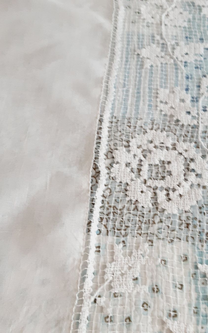 Autre linge de table: leinen gardine oder tischtuch  – D'occasion à Ambrì par Maerz87 7