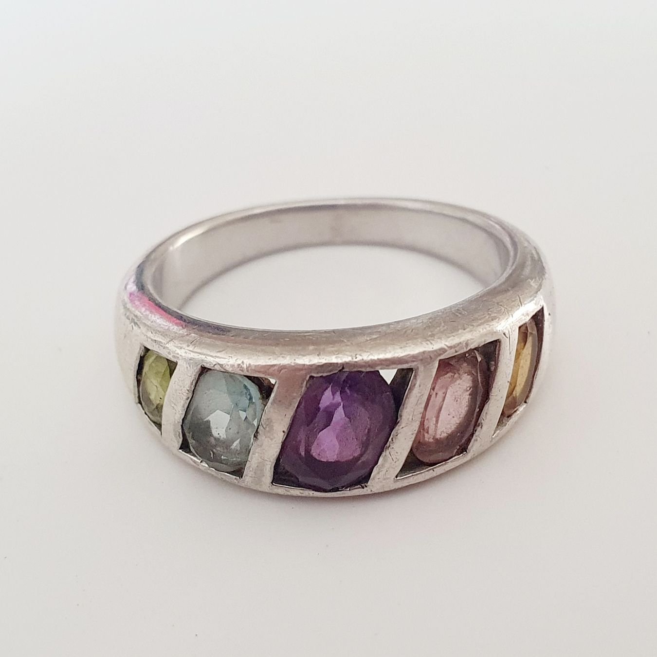 Anelli: Silberring 925 mit bunten Steinen, Grösse 18.4mm – Usato da Kreuzlingen venduto da Wunderkiste123