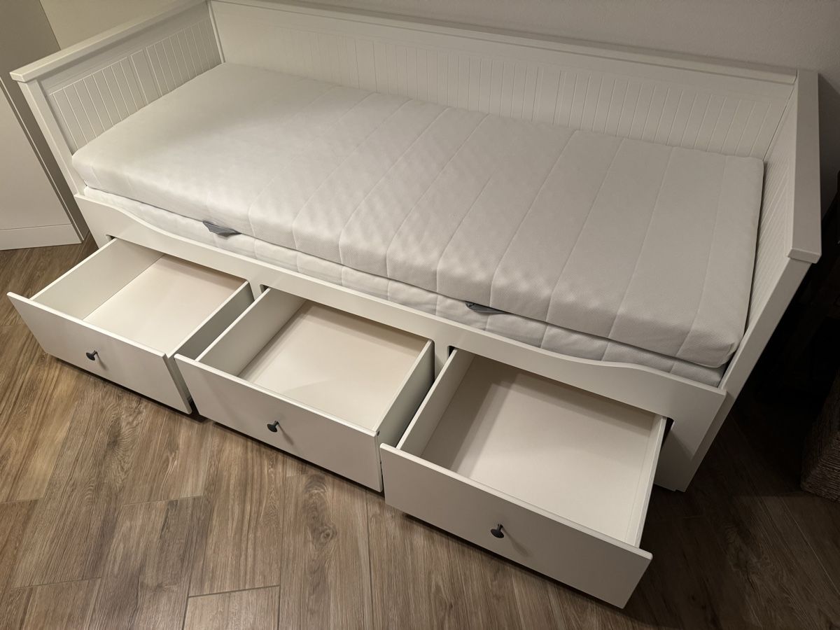 Betten: Ausziehbett / Sofa Ikea Hemnes – Neu (gemäss Beschreibung) aus Uster von Beni2000 1