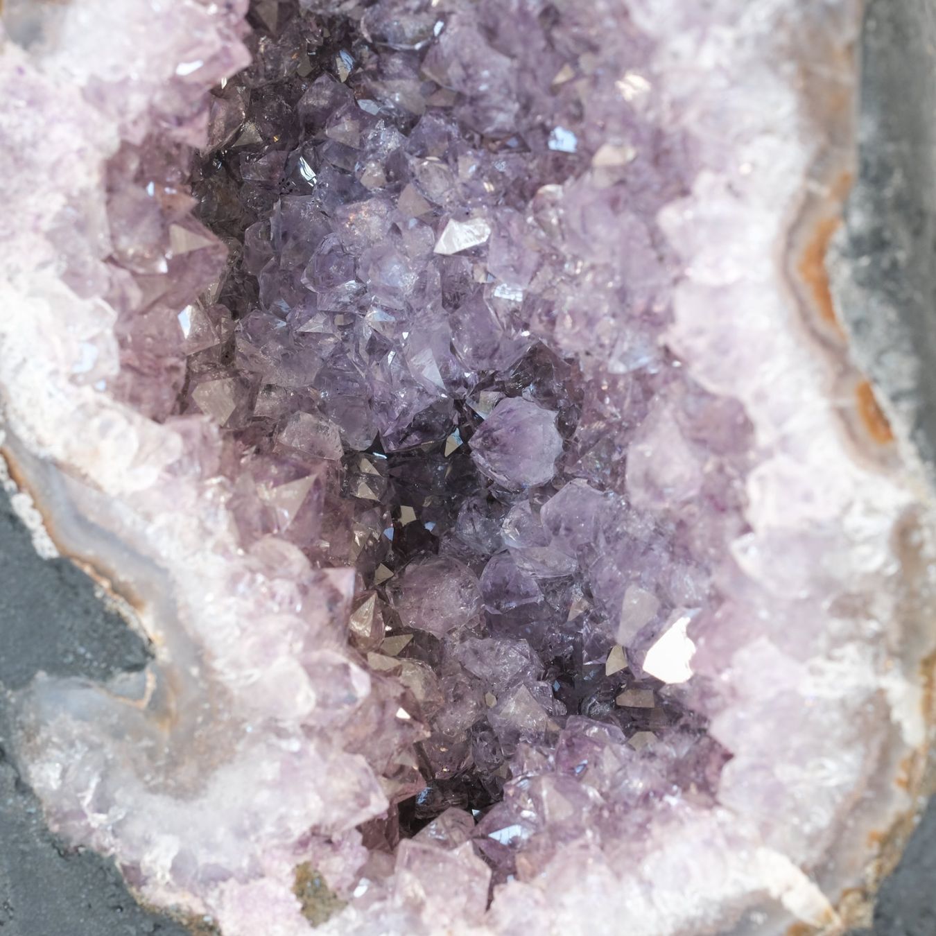 Mineralien & Heilsteine: Amethyst - Druse - Geode - Mineral - Quarz – Gebraucht aus Heiden von mats10 5