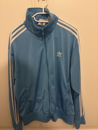 Adidas Trainingsjacke hellblau Groesse L guter Zustand