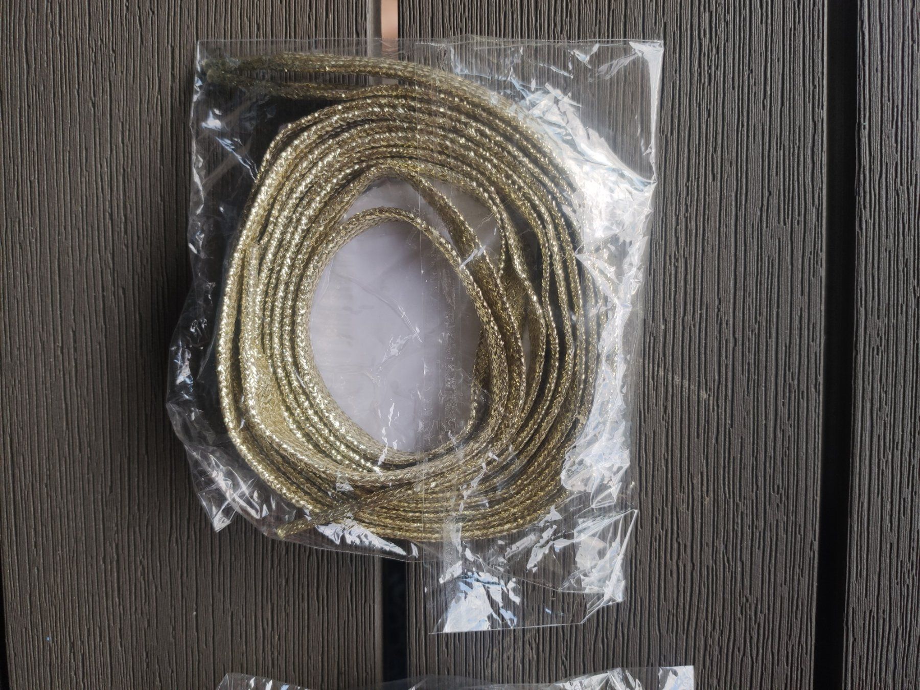 Sonstige Kleidung & Accessoires: Gold mit Glitter farbene Schnürsenkel, mm. 115 – Neu und originalverpackt aus Oensingen von Outlet_Super_Sale 1