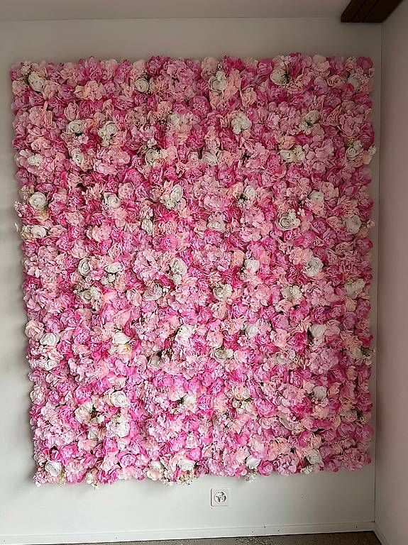 Tutte le decorazioni: Mur de fleurs – Usato da Lausanne venduto da dar_zw7y