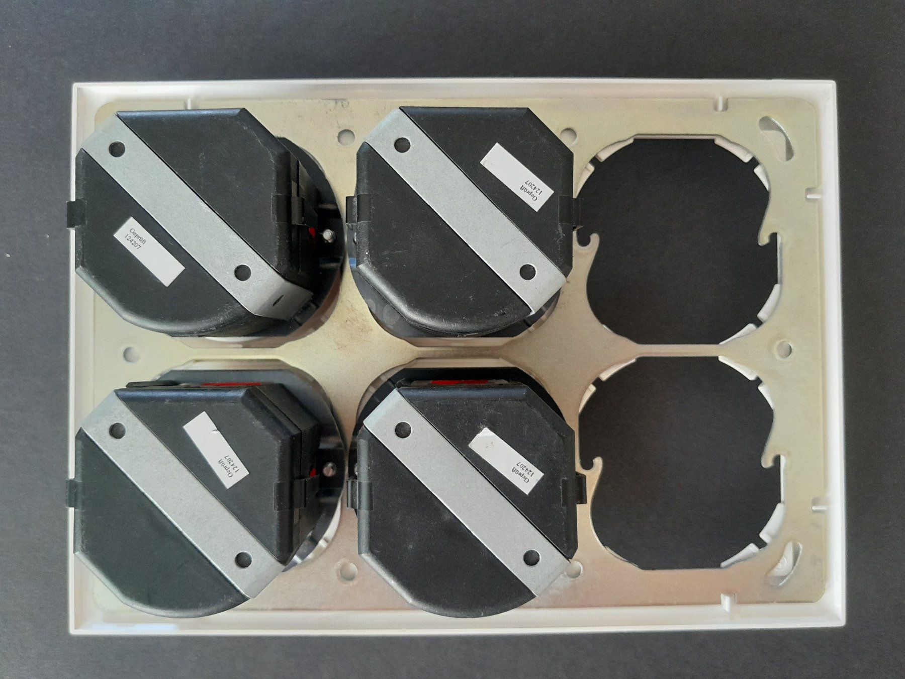 ABB Interruttori: ABB Dimmer UR-110-508 4 Stk. – Usato da Zürich venduto da raphahello 6