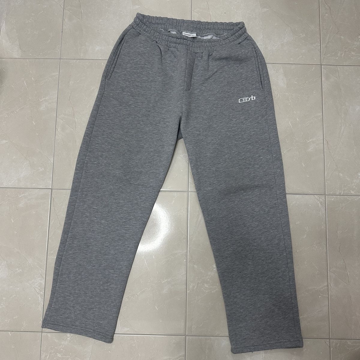 Pantaloni: Curb Jogginghose grau Grösse L – Usato da Frenkendorf venduto da a_1999 1