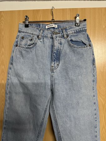 Pull&Bear Jeans Gr. 34, hellblau, top Zustand, Mom Jeans!