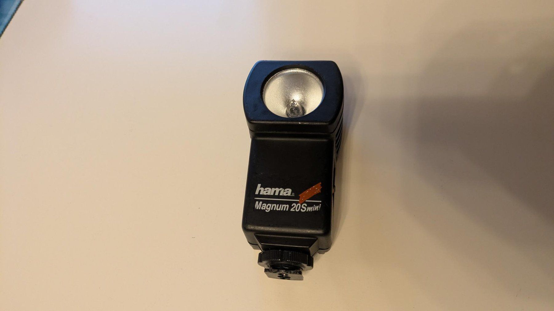 Hama Lampade: Hama : Spot halogène Videolite 20W – Usato da Apples venduto da lverschu