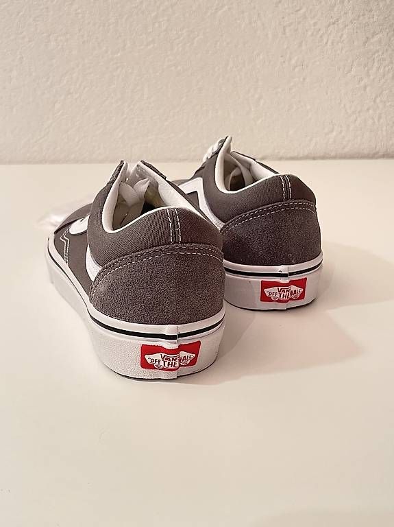 Vans Scarpe da uomo: Vans Old Skool Sneakers – Nuovo (secondo la descrizione) da Schöftland venduto da Mursenn 1