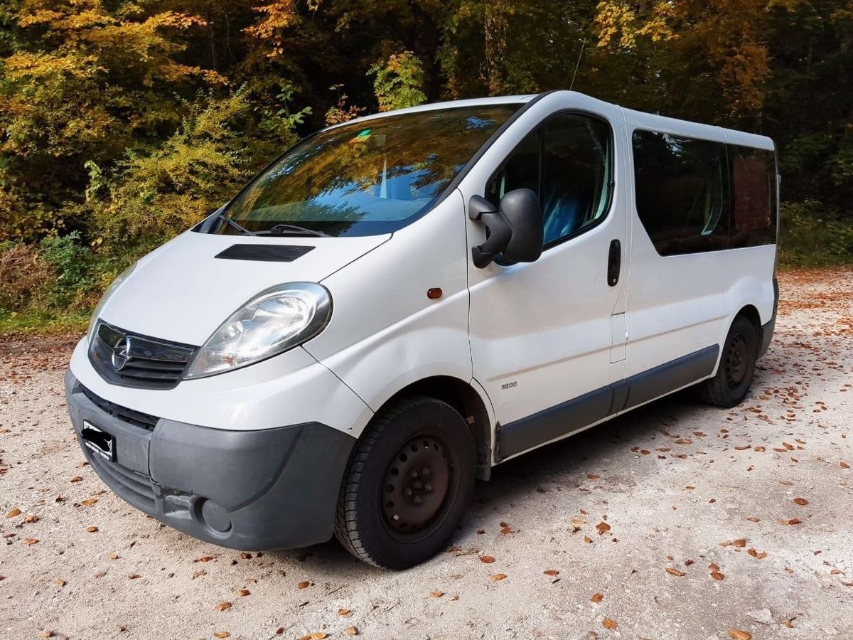 Opel Veicoli da campeggio: Opel Vivaro 2.5 cdti Camper – Usato da Biel/Bienne venduto da balurdo 1