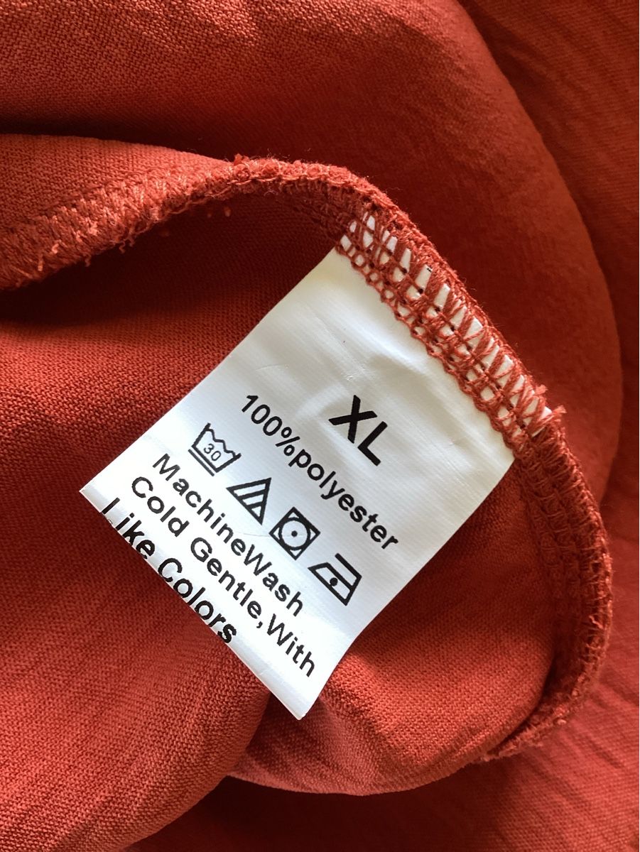 Lotti di vestiti: Hose mit Oberteil, Gr. XL – Usato da Salenstein venduto da Esprit57 3