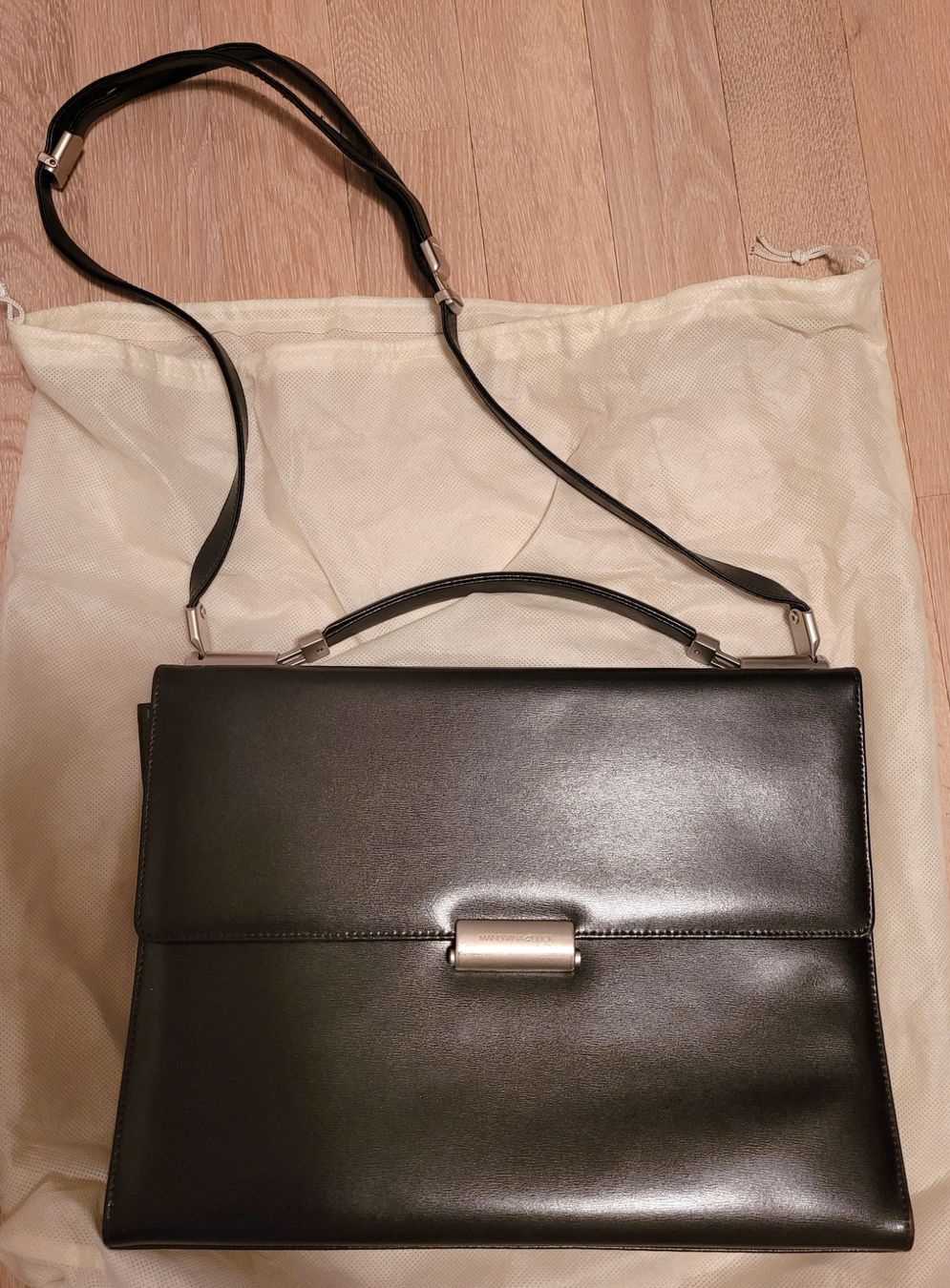 Mandarina Duck Taschen: Tasche von Mandarina Duck – Gebraucht aus Oberuzwil von rtr_wp6m