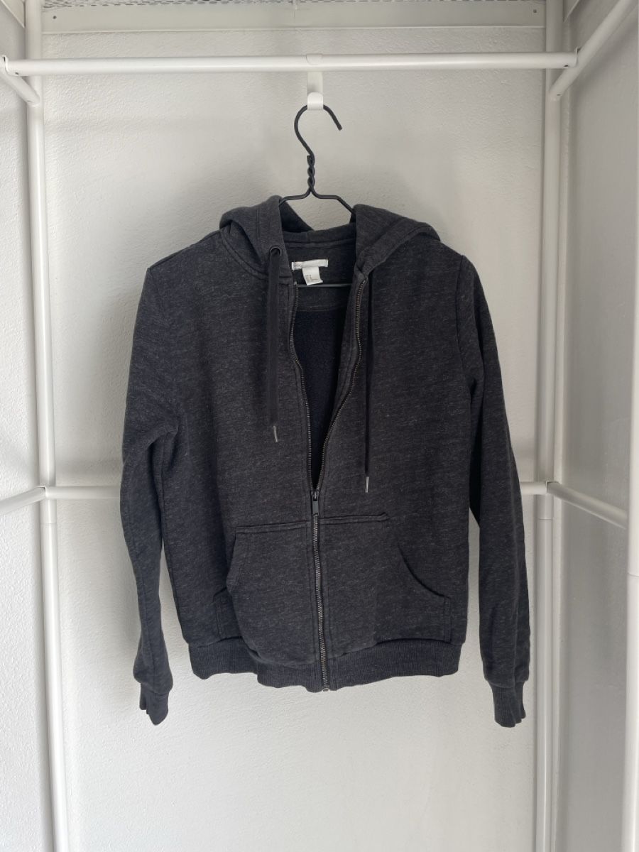 Maglioni & Felpe: Kapuzenpullover Gr. M, anthrazit, Herbst-Style – Usato da Adliswil venduto da sel_s6cw
