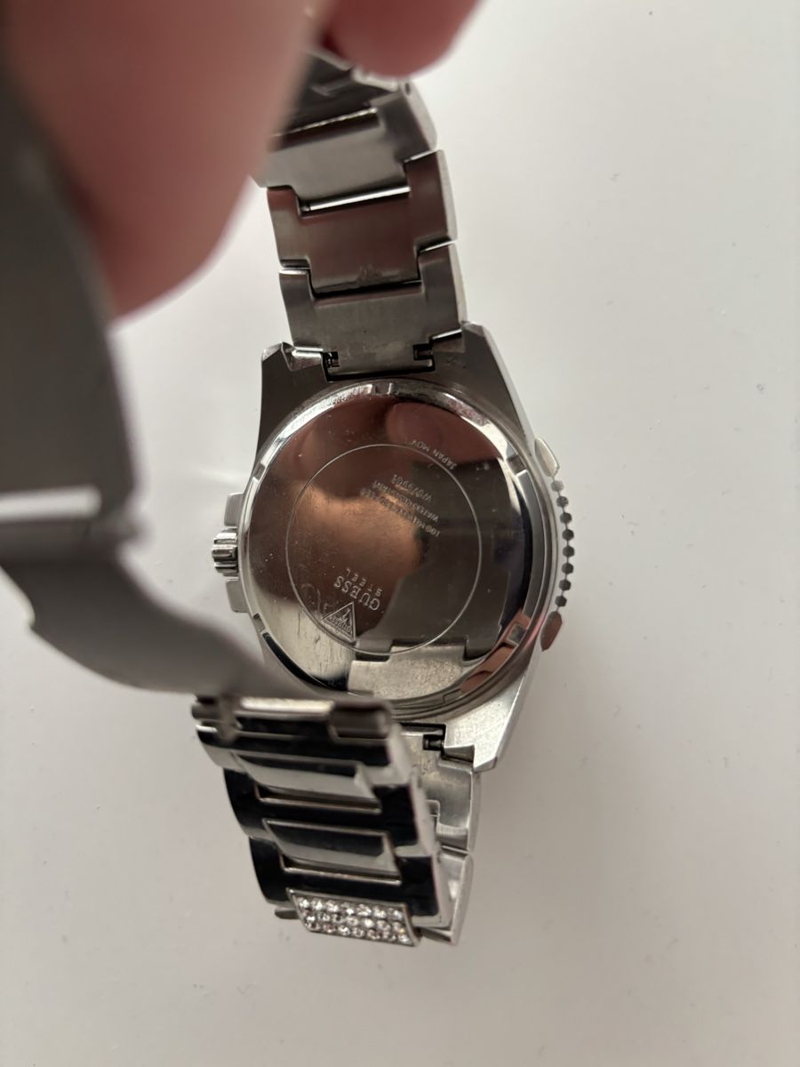 Guess Orologi: Guess Uhr Unisex Silber Strass Chronograph – Usato da Flawil venduto da markomilo 2