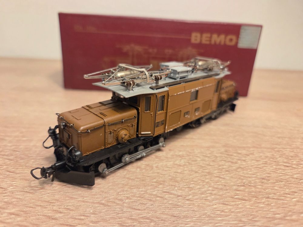 Bemo Modelleisenbahnen: Bemo 1255 121 E-Lok Krokodil 411 RhB H0m – Gebraucht aus St-Aubin-Sauges von Lo_Go 2