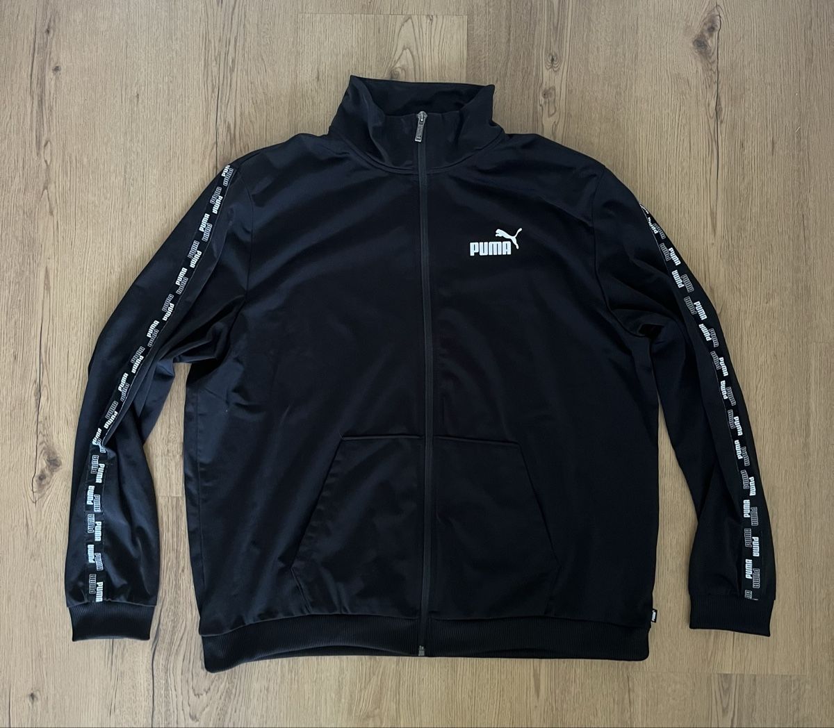 Puma Giacche: Puma Trainerjacke Gr. XL - Neuwertig – Nuovo (secondo la descrizione) da Mörschwil venduto da Levian