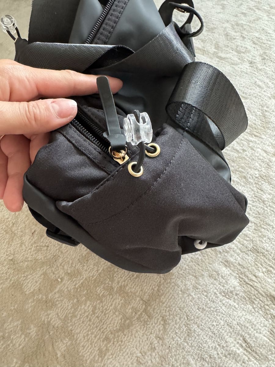 Borse: Moderne schwarze Organizer-Tasche / Freizeit- & Reisetasche  – Nuovo e nell'imballaggio originale da Zürich venduto da di_archive 5