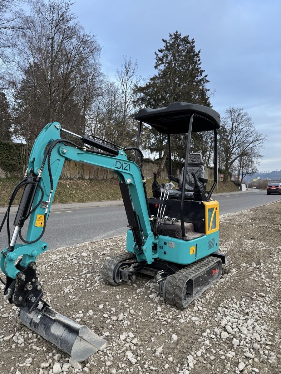 Excavateurs: Bagger 1.5T 250h / 2025 Super Prix – Neuf (Voir description) à Orpund par dizi.98 2