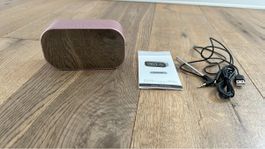 Neuwertiger Bluetooth Wecker/Lautsprecher S2