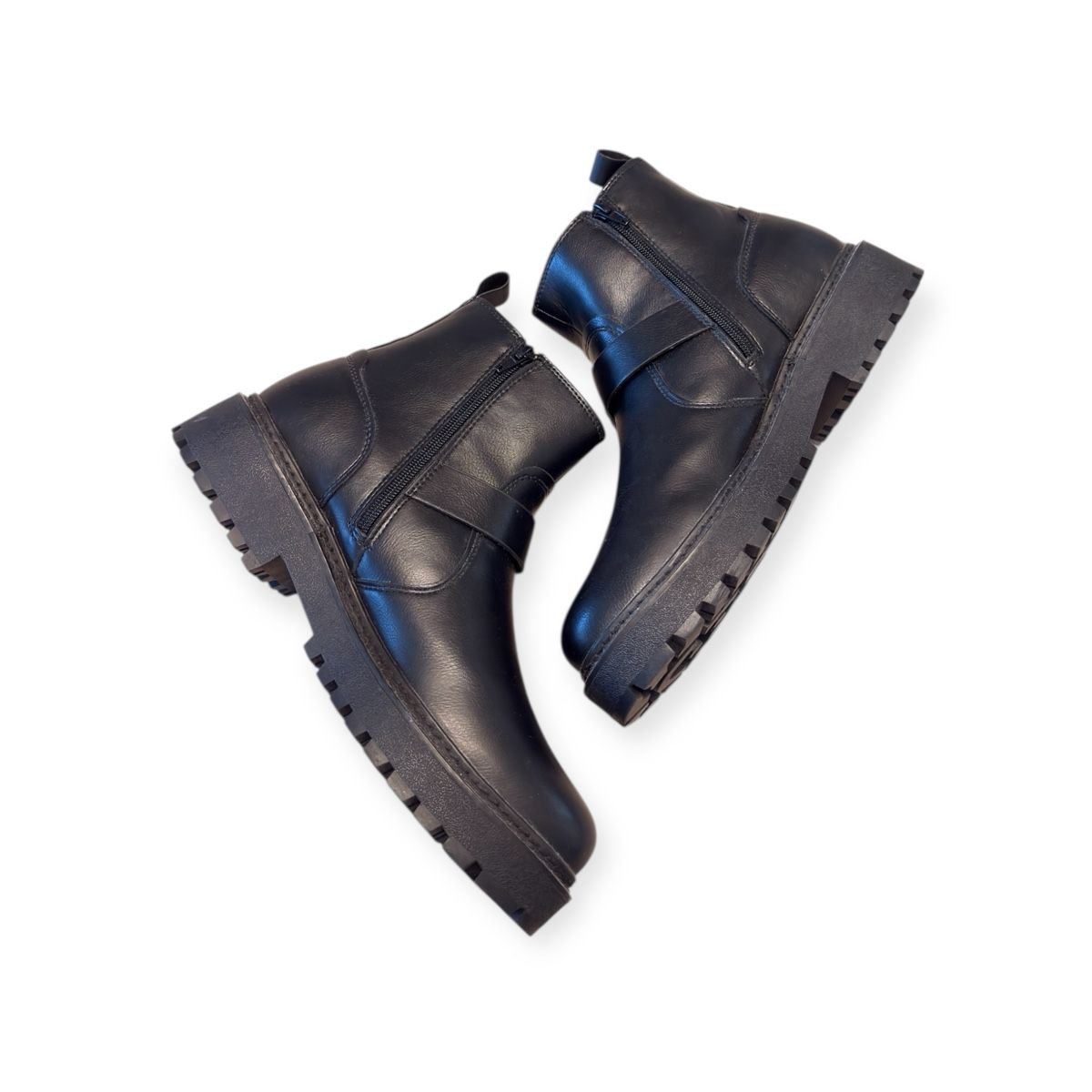 Pull&Bear Scarpe da uomo: Bottines noires à plateforme Pull and Bear 45 – Nuovo (secondo la descrizione) da Courroux venduto da rcoma2x