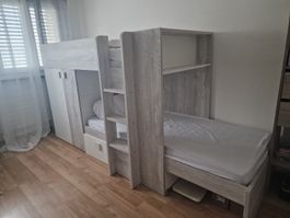 Lit superposé enfant avec armoire et tiroirs - super état
