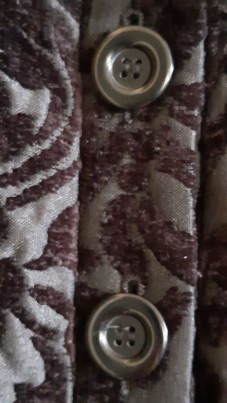 Desigual Mäntel: Desigual Mantel schwarz mit Muster, Grösse 40 – Gebraucht aus Basel von Fashionvictim 4