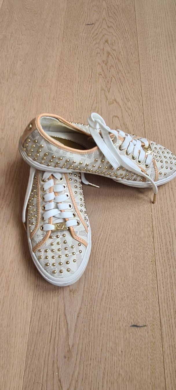 Damenschuhe: Michael Kors Iconic Sneakers Gr. 8.5 – Gebraucht aus Richterswil von Ivypearl 1
