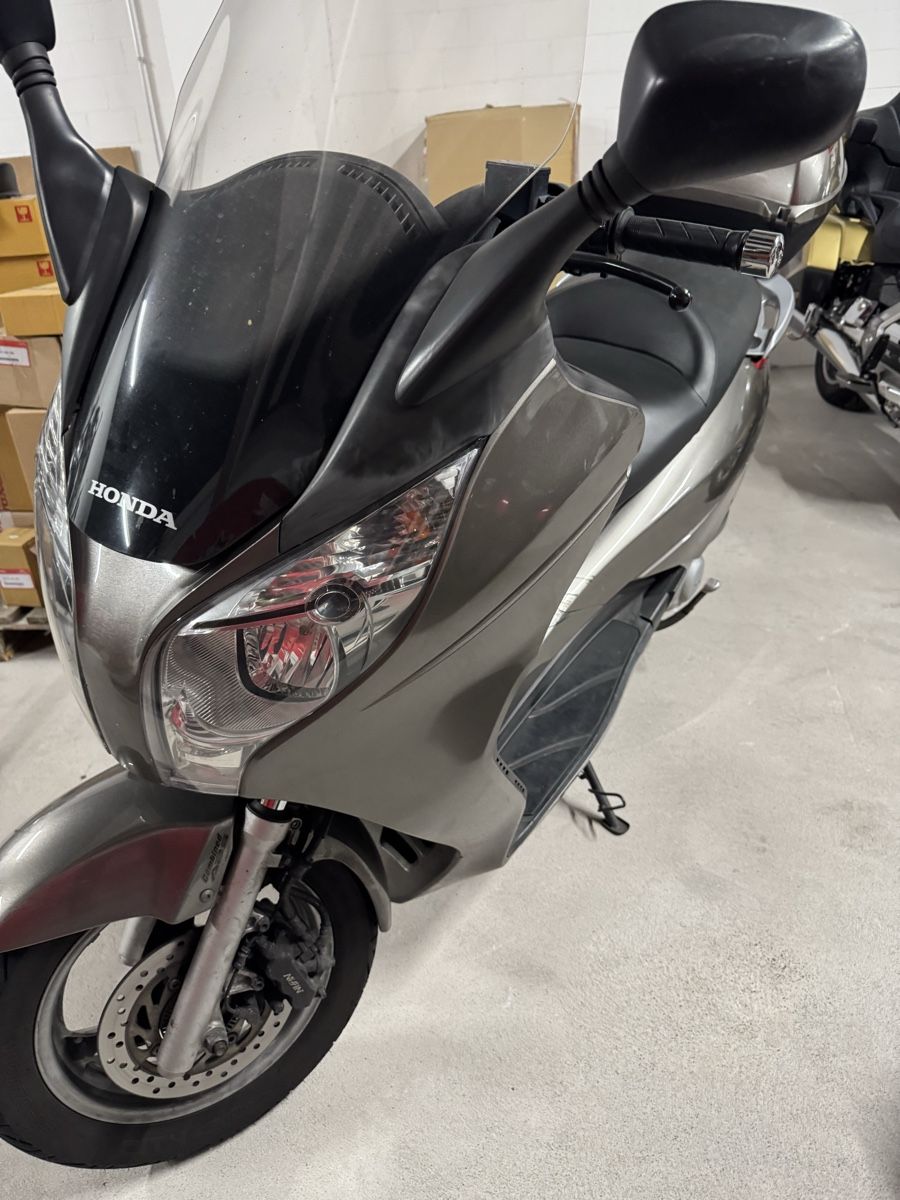 Honda Scooter: Honda silberwing 125  – Usato da Marthalen venduto da gho_xp9m 1