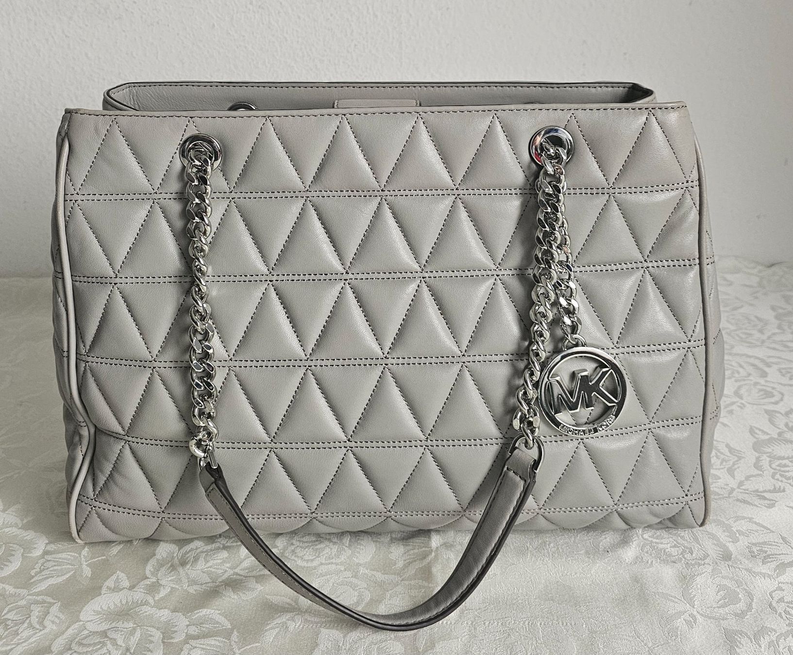 Michael Kors Borse da donna: *MICHAEL KORS * Handtasche Leder – Usato da Bronschhofen venduto da Xena37
